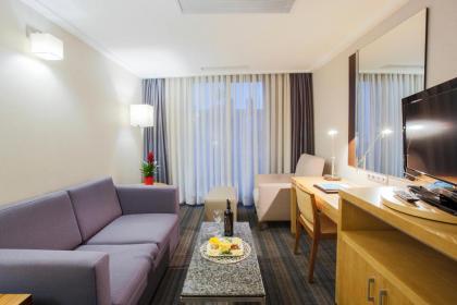 Housez Suites & Apartments Special Class - image 11