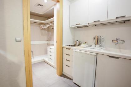 Housez Suites & Apartments Special Class - image 6