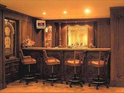 Golden Crown Hotel - image 14
