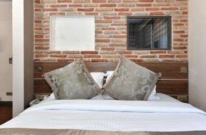 The Pera Hotel - image 11