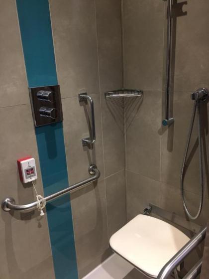 Hilton Garden Inn Istanbul Airport - image 2