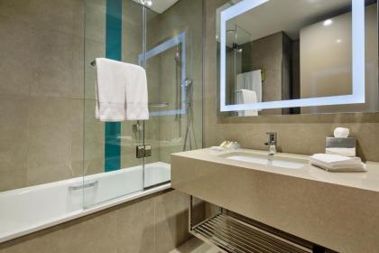Hilton Garden Inn Istanbul Airport - image 6