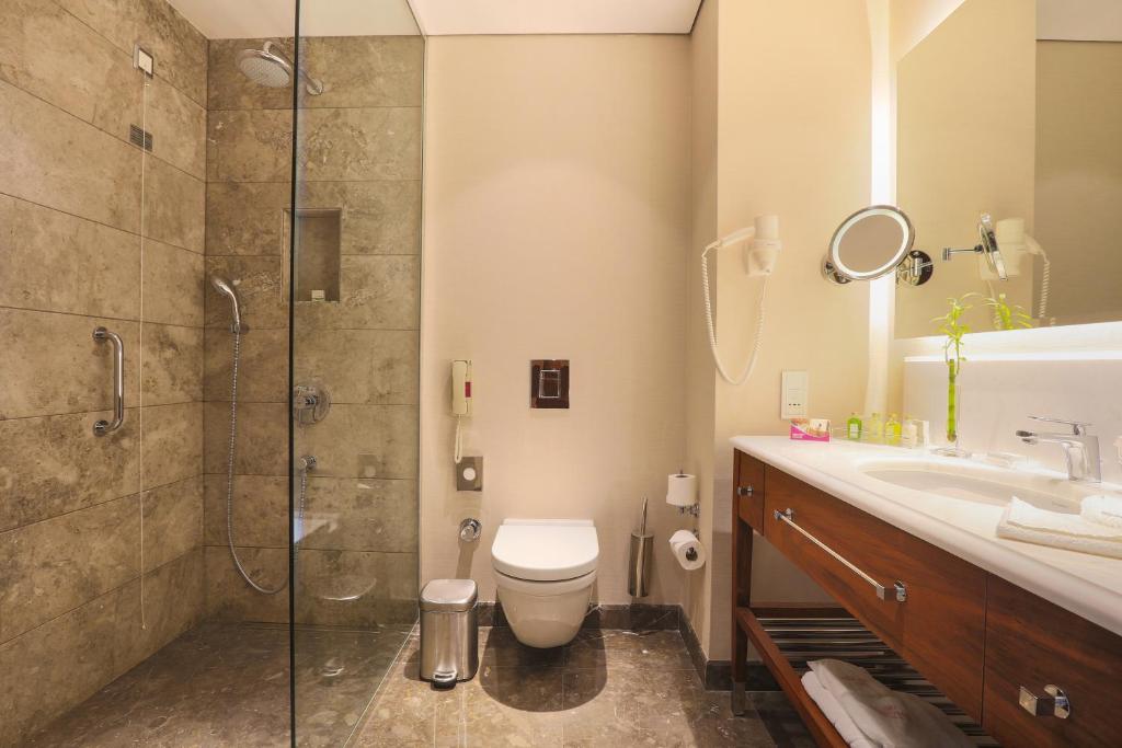 Crowne Plaza Istanbul Oryapark - image 2