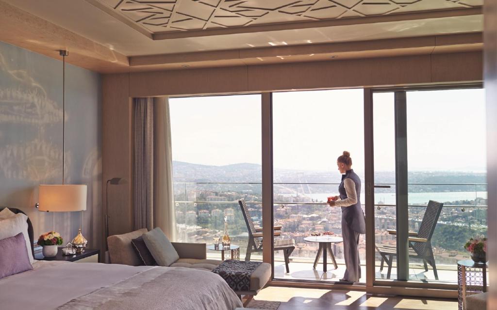 Raffles Istanbul - image 2
