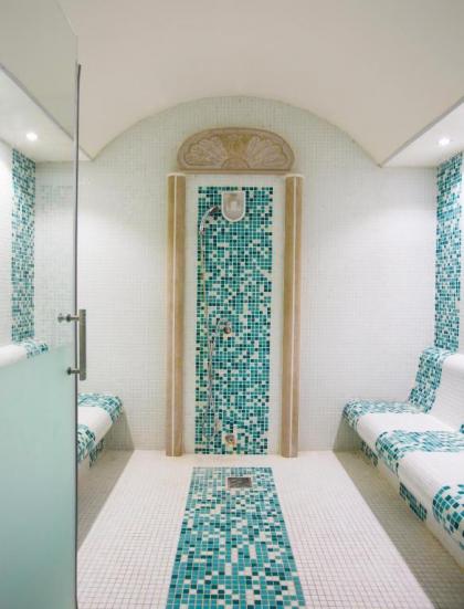 Reis Inn Hotel - image 4