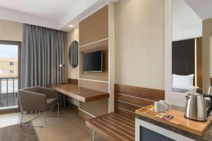 Ramada by Wyndham Istanbul Florya - image 11
