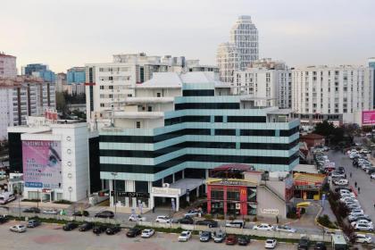 Sarissa Hotel - image 1