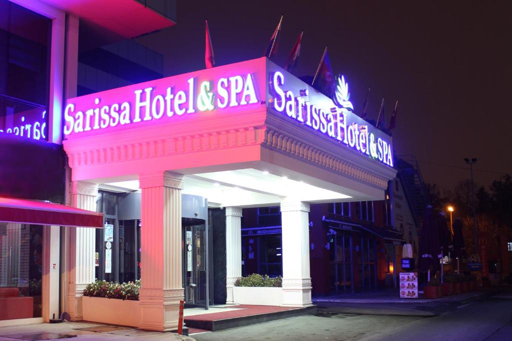 Sarissa Hotel - image 4