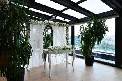 Movenpick Istanbul Hotel Golden Horn - image 10