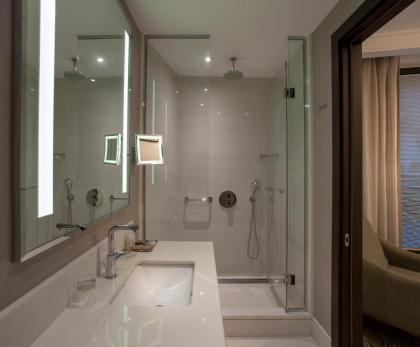 Movenpick Istanbul Hotel Golden Horn - image 17