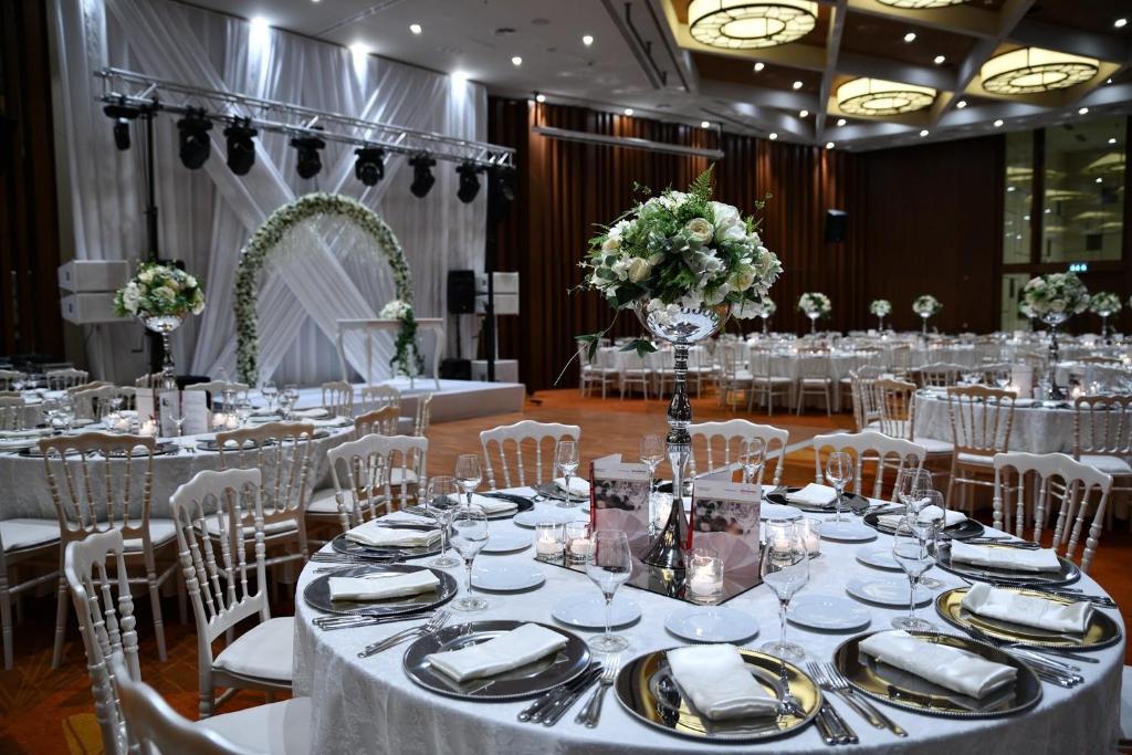Movenpick Istanbul Hotel Golden Horn - image 3