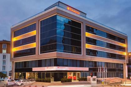 Ramada Encore Istanbul Kartal - image 1