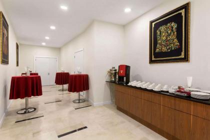 Ramada Encore Istanbul Kartal - image 5