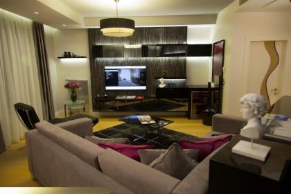 The Leos Residence - image 5