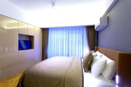 The Place Hotel - image 17