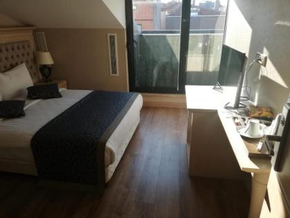 The Conforium Hotel - image 4