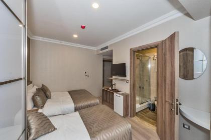 Alphonse Hotel - image 2