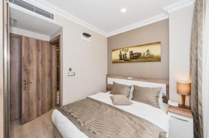 Alphonse Hotel - image 7