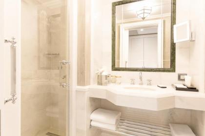 Metropolitan Hotels Taksim - image 9