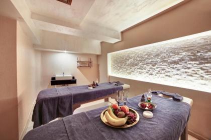 Great Fortune Hotel & Spa - image 16