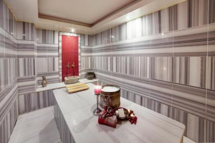 Great Fortune Hotel & Spa - image 20