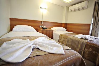 Taksim Palace Hotel - image 4