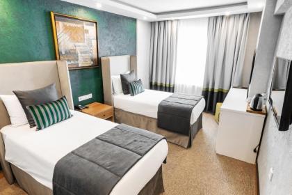 Hotel Carlton - image 15