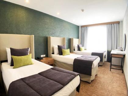 Hotel Carlton - image 2