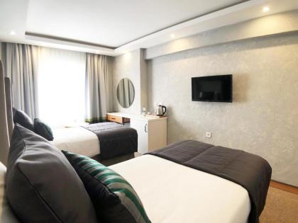 Hotel Carlton - image 9