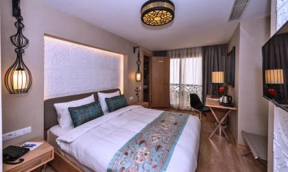 Aybar Hotel - image 20