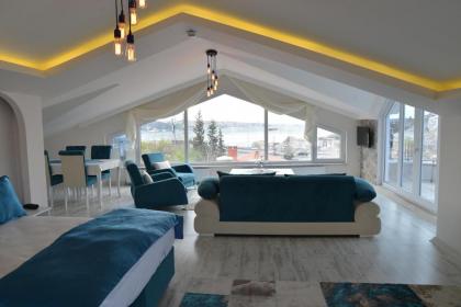 Deep Hotel - image 15