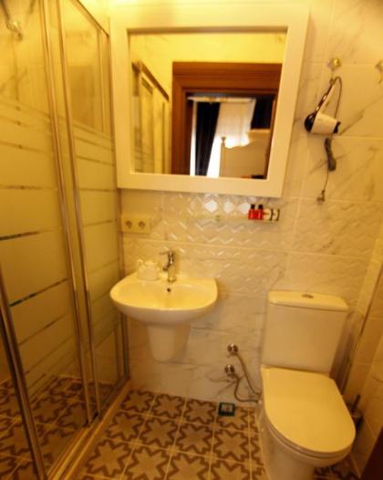 Kadıköy White House - image 4
