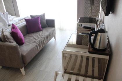 Le Marde Hotel - image 7