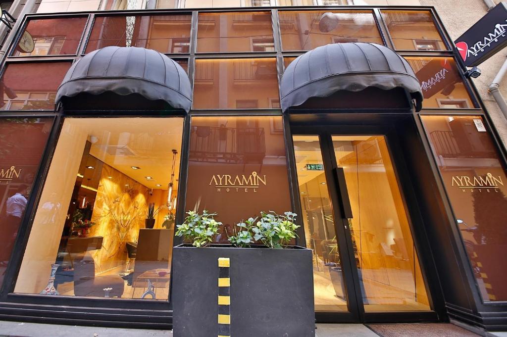 Ayramin Hotel Taksim - image 3