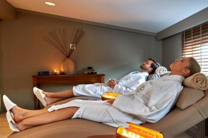 Renata Suites Boutique Hotel - image 11