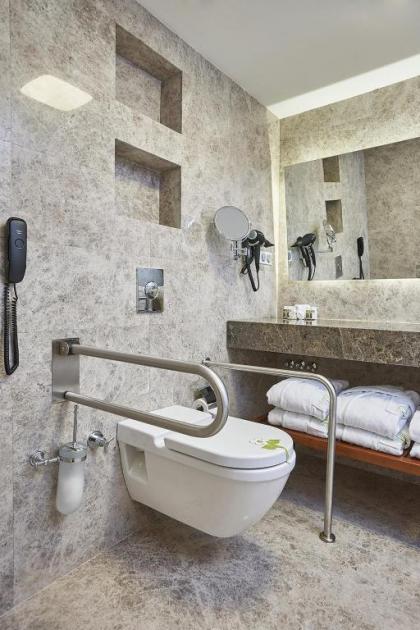 Renata Suites Boutique Hotel - image 18