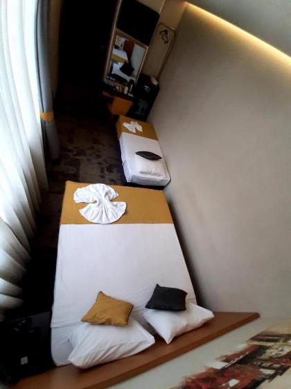 Sapko Airport Hotel - image 8