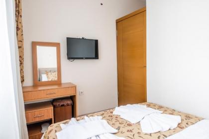 Camelot Apartment - image 14