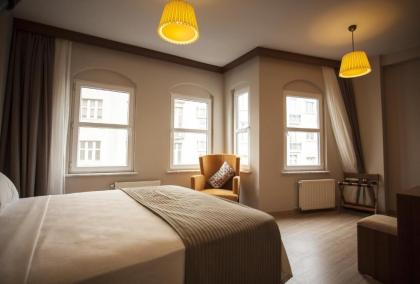 Cordis Hotel - image 15
