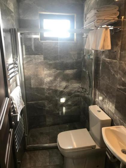 Cordis Hotel - image 5