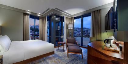 DoubleTree by Hilton Istanbul - Piyalepasa - image 10