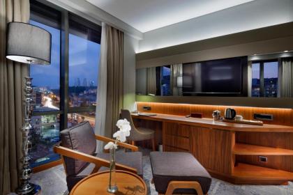 DoubleTree by Hilton Istanbul - Piyalepasa - image 20