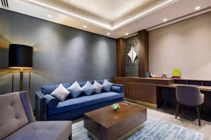 DoubleTree by Hilton Istanbul - Piyalepasa - image 5