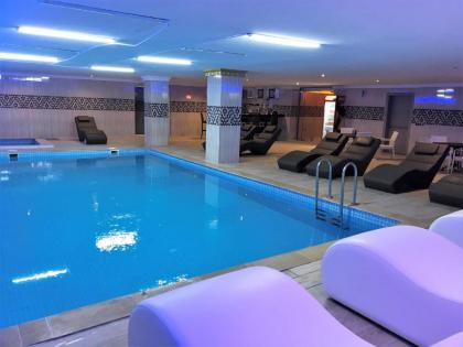 Alrazi Hotel - image 8