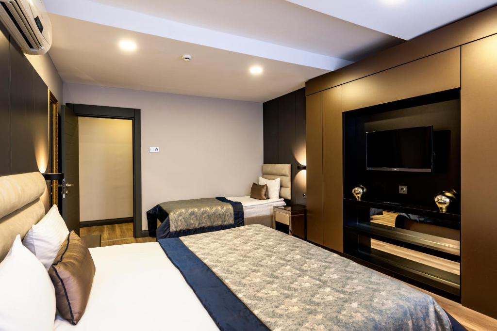 A Palace Suites - image 5