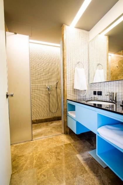 Terrace Suites Istanbul - image 5