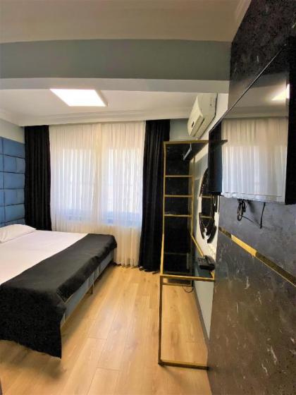 Orange Airport Hotel - image 11