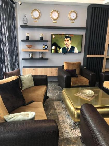 Orange Airport Hotel - image 2