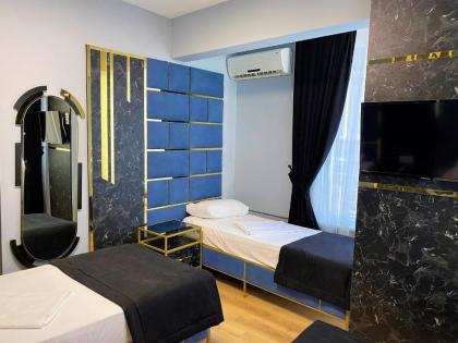 Orange Airport Hotel - image 20
