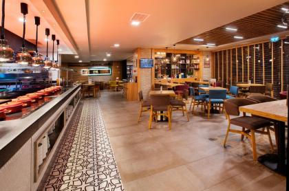 Holiday Inn ISTANBUL - KADIKOY - image 1